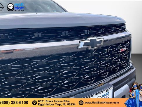 Used 2025 Chevrolet Traverse Z71 AWD/4WD image 28
