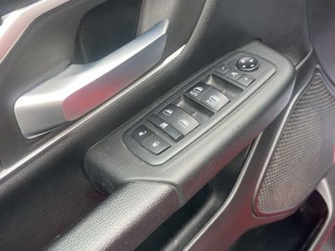 Used 2020 RAM 1500 Big Horn AWD/4WD image 24