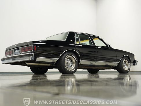 Used 1989 Chevrolet Caprice Classic image 26