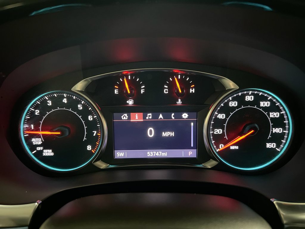 Used 2022 Chevrolet Traverse LT FWD image 12