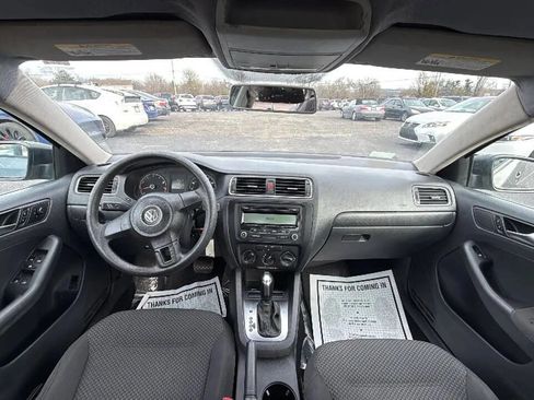 Used 2011 Volkswagen Jetta S image 14