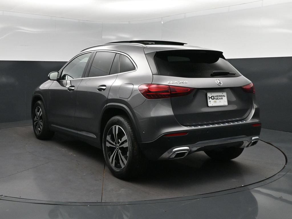 Used 2025 Mercedes-Benz GLA 250 image 8