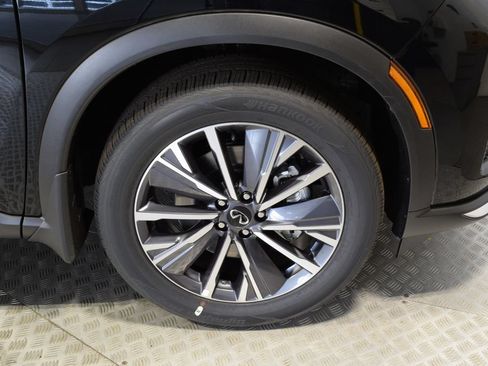 New 2027 INFINITI QX60 Luxe w/ Family Package AWD/4WD image 9
