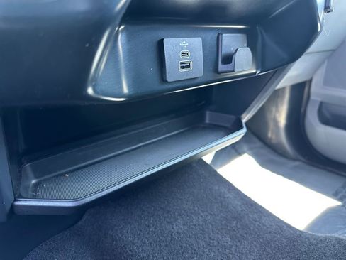 Used 2025 Ford F150 XLT w/ Equipment Group 301A Standard image 17