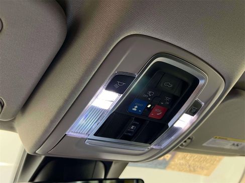 Used 2022 RAM 1500 Laramie image 32