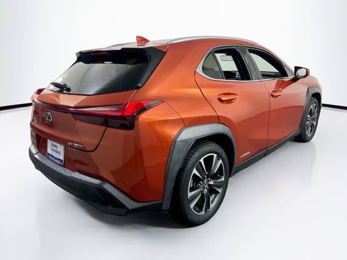 Used 2019 Lexus UX 250h image 5