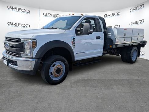 Used 2019 Ford F550 2WD Regular Cab Super Duty image 3