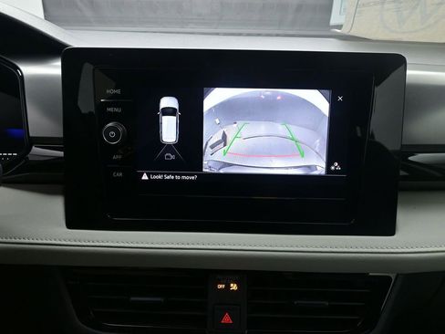 New 2026 Volkswagen Taos S image 12