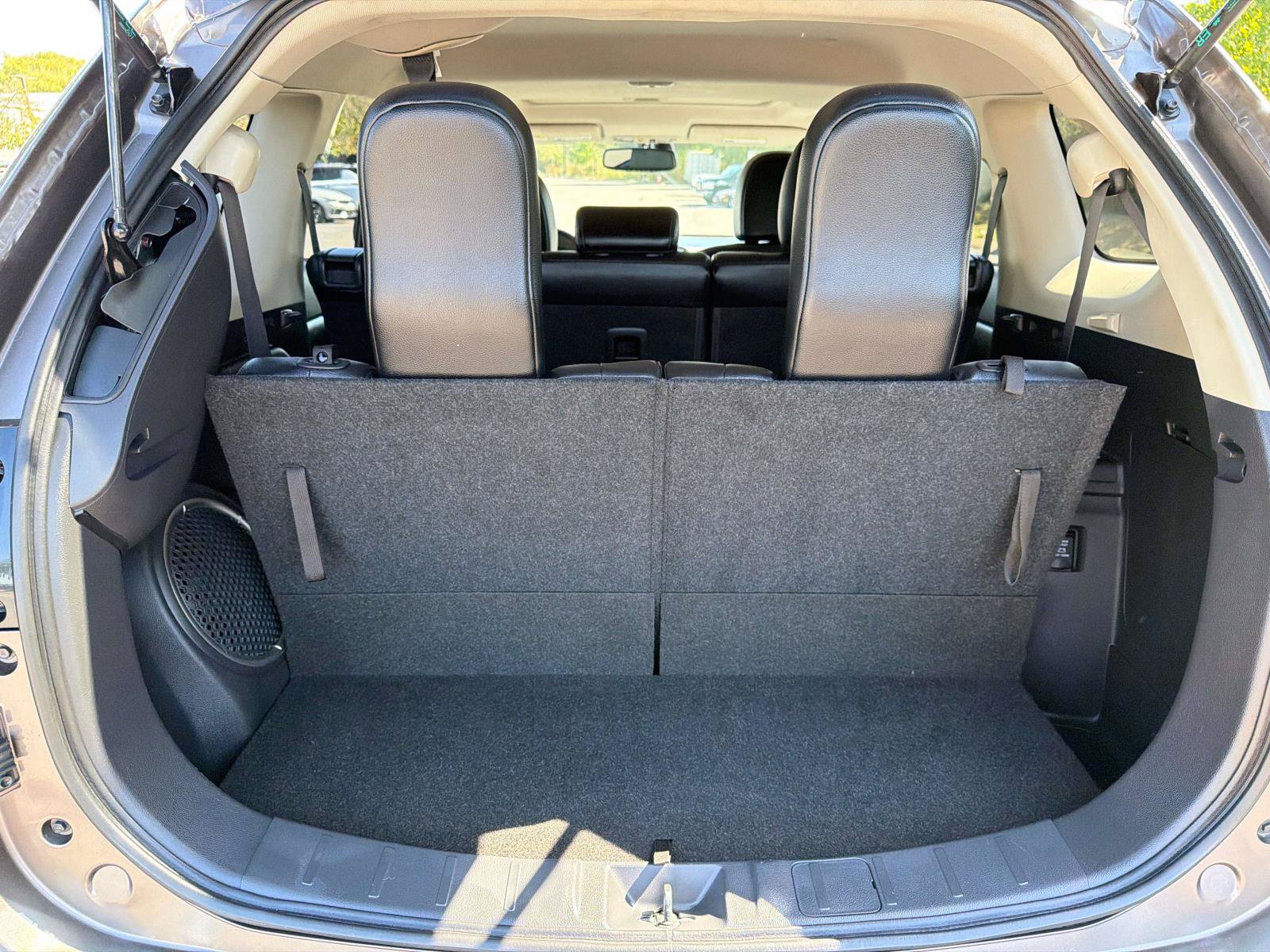 Used 2017 Mitsubishi Outlander SEL FWD image 28