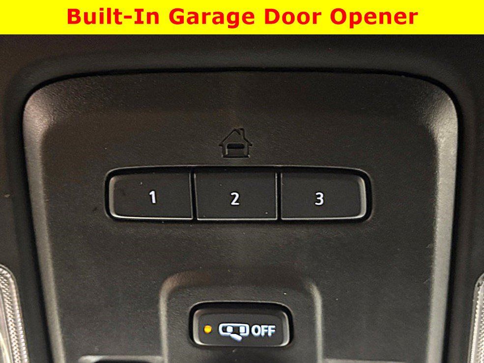 Used 2022 Chevrolet Tahoe Z71 w/ Luxury Package AWD/4WD image 33