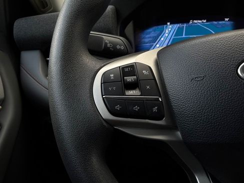 Used 2026 Ford Explorer Active RWD image 38