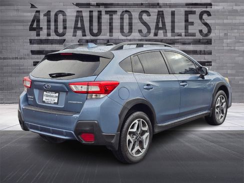 Used 2018 Subaru Crosstrek 2.0i Limited w/ 50th Anniversary Edition image 3