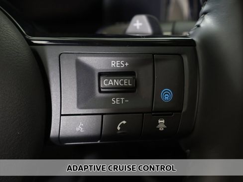 Used 2023 Nissan Pathfinder Platinum image 5