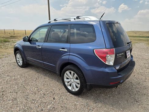 Used 2011 Subaru Forester 2.5X Touring AWD/4WD image 3