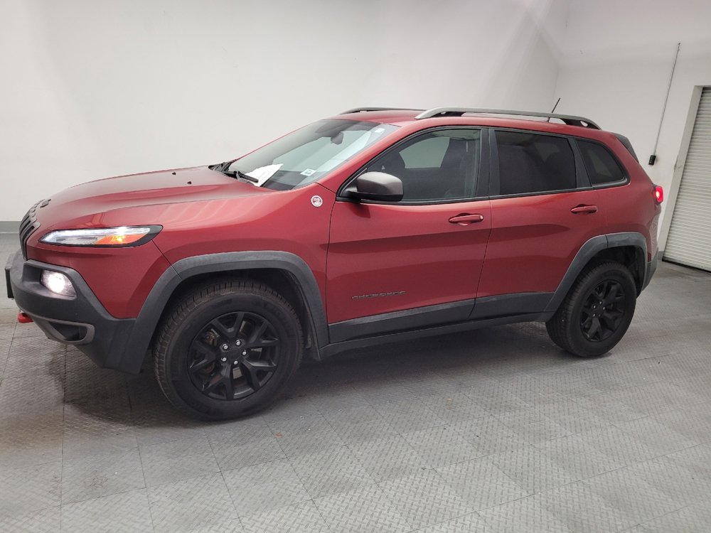Used 2015 Jeep Cherokee Trailhawk w/ Leather Interior Group AWD/4WD image 2