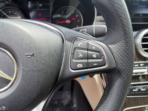 Used 2017 Mercedes-Benz C 300 Sedan image 23