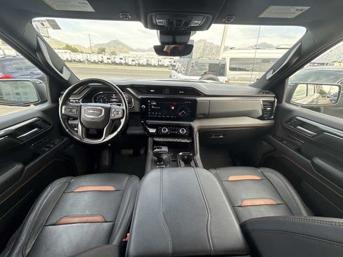 Used 2023 GMC Sierra 1500 AT4 w/ AT4 Premium Package AWD/4WD image 18