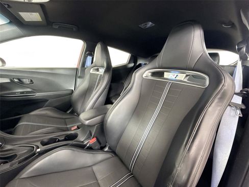 Used 2021 Hyundai Veloster N image 3