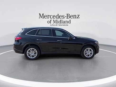 Certified 2025 Mercedes-Benz GLC 300 image 9