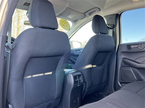 Used 2023 Ford Escape Active image 32