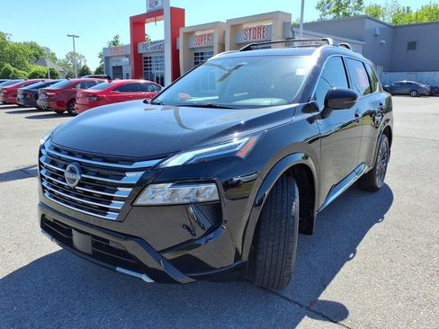 Certified 2025 Nissan Rogue Platinum AWD/4WD image 20