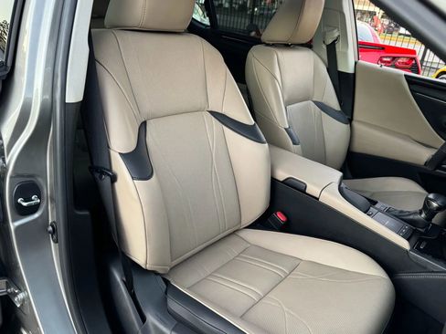 Used 2021 Lexus ES 350 Ultra Luxury w/ Accessory Package 2 image 27