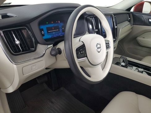 Used 2023 Volvo XC60 B5 Plus w/ Climate Package AWD/4WD image 25