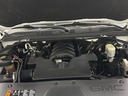 Used 2020 GMC Yukon SLT image 46