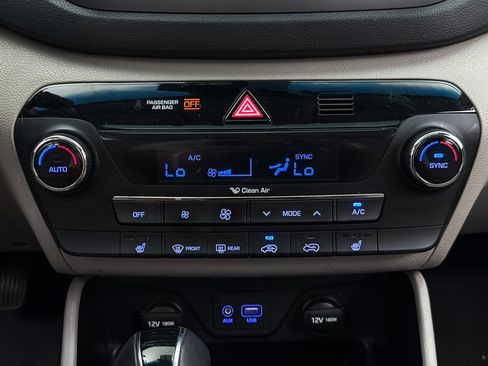 Used 2018 Hyundai Tucson Value FWD image 19