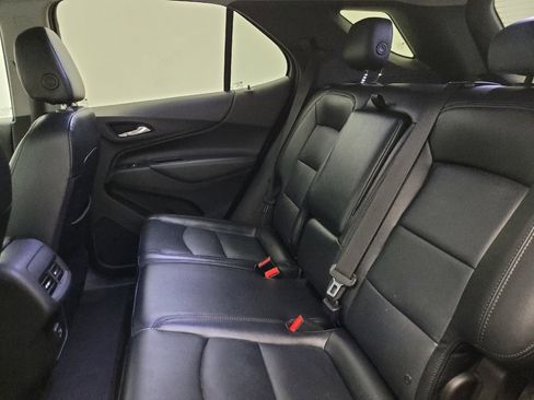 Used 2019 Chevrolet Equinox LT image 18