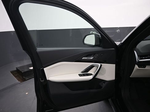New 2026 BMW X1 xDrive28i w/ Convenience Package image 10