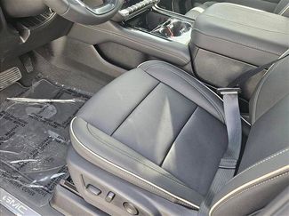 New 2026 GMC Yukon Elevation w/ Elevation Premium Package video 4