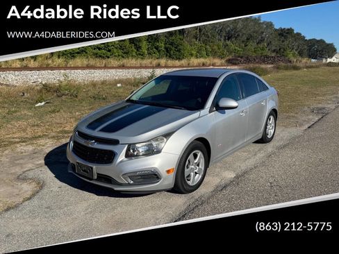Used 2015 Chevrolet Cruze LT w/ Technology Package image 1