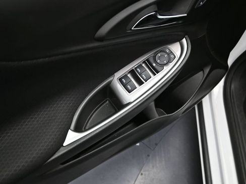 Used 2025 Chevrolet Malibu LS FWD image 10