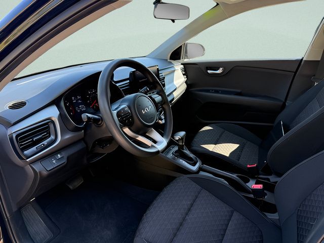 Used 2023 Kia Rio LX FWD image 4