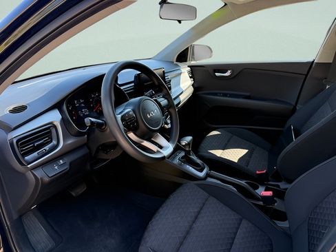 Used 2023 Kia Rio LX FWD image 4