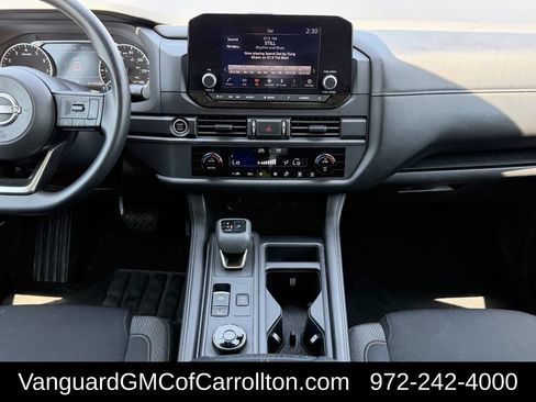 Used 2024 Nissan Pathfinder S AWD/4WD image 13