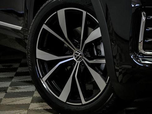 New 2026 Volkswagen Atlas SEL Premium R-Line AWD/4WD image 3