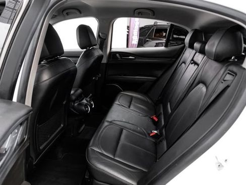 Used 2019 Alfa Romeo Stelvio w/ Nero Edizione RWD image 52