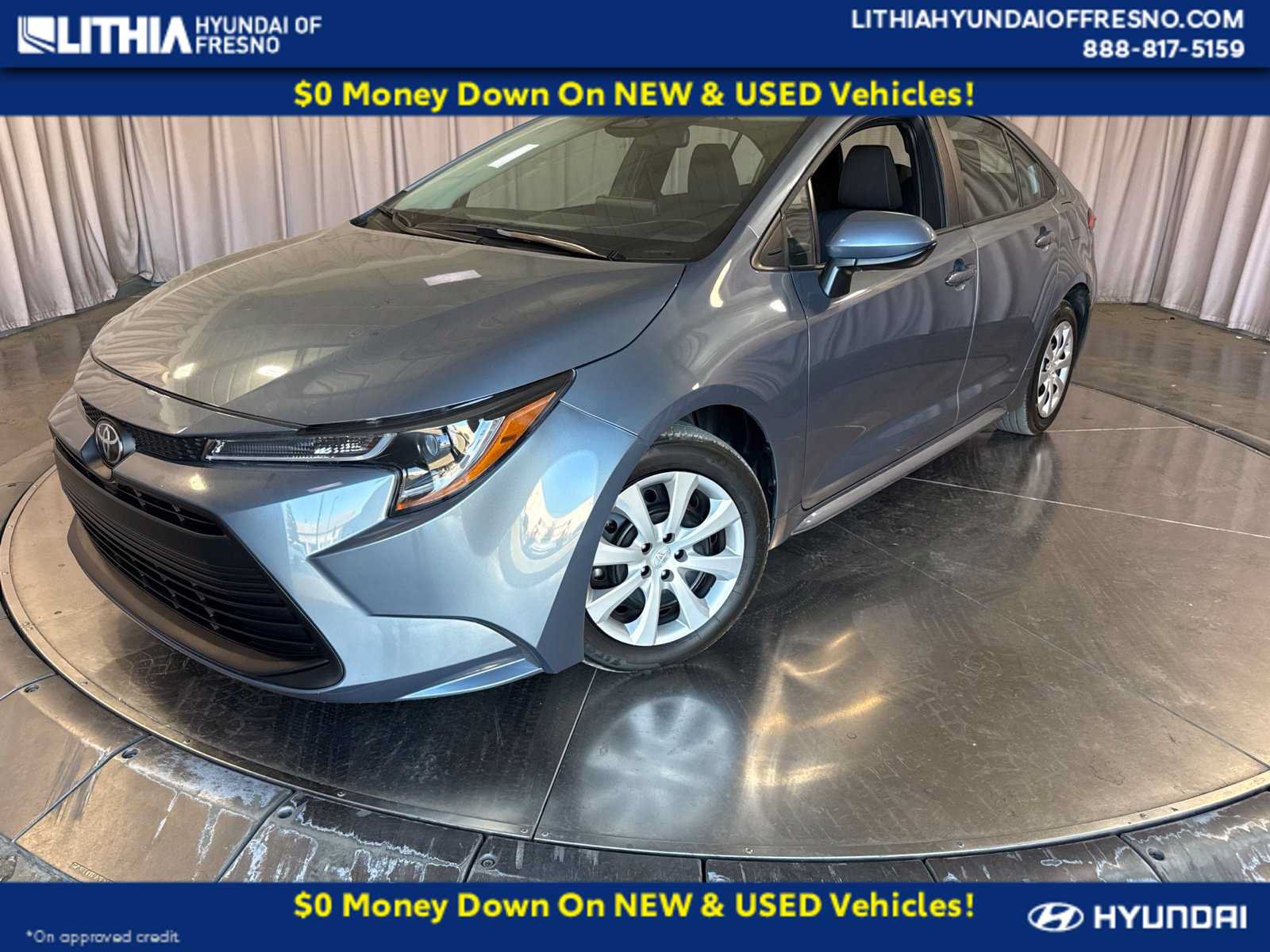 Used 2025 Toyota Corolla LE FWD image 1