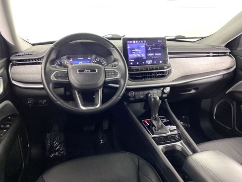 Used 2022 Jeep Compass Latitude image 19