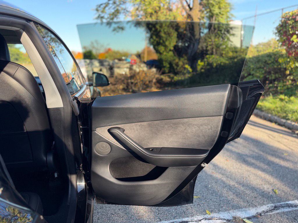 Used 2023 Tesla Model Y Long Range AWD/4WD image 19
