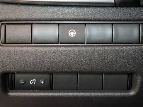 Used 2021 Nissan Rogue SV AWD/4WD image 33