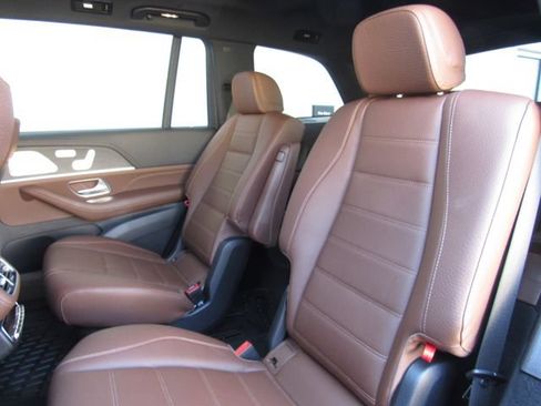 Certified 2024 Mercedes-Benz GLS 450 4MATIC image 15