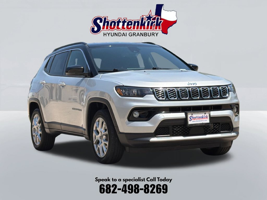 Used 2025 Jeep Compass Limited AWD/4WD image 3