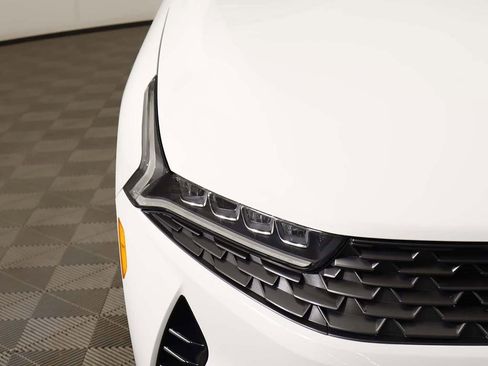 Used 2024 Kia K5 LXS image 12