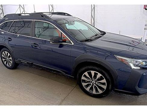 Used 2023 Subaru Outback Limited AWD/4WD image 1