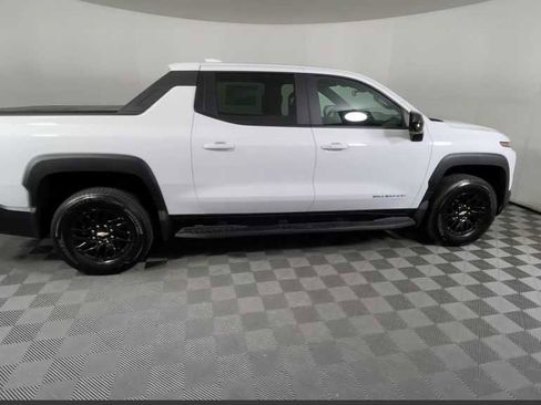 New 2024 Chevrolet Silverado EV W/T image 19