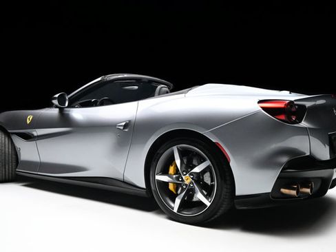 Used 2022 Ferrari Portofino M RWD image 24