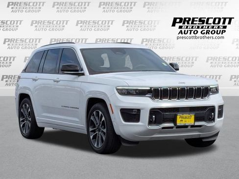 Used 2025 Jeep Grand Cherokee Overland AWD/4WD image 1